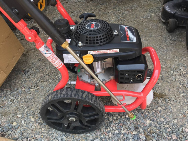 PREDATOR 2500 PSI, 2.4 GPM, 4 HP (159cc) Pressure Washer in Outdoor Tools & Storage in Sault Ste. Marie