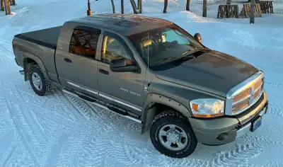 2006 Ram 3500 megacab 5.9l diesel Laramie trim. 3500 single wheels. last year for the 5.9 L 24 valve...