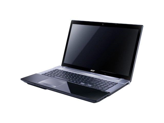 Acer Aspire V3-771G-9829  17.3" Laptop in Laptops in St. Catharines