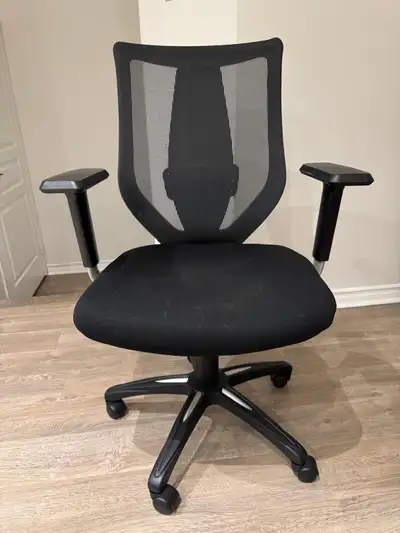 Ergonomic Reclining Office/Gaming Chair *NEGOTIABLE*, View more