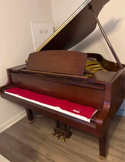 Piano Yamaha GH1, View more