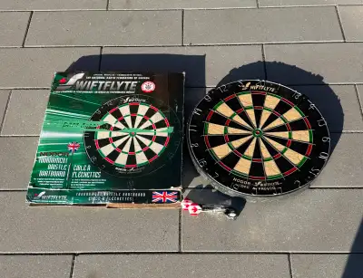 Professional Swiftflyte Bristle Dartboard Set With Darts, View more