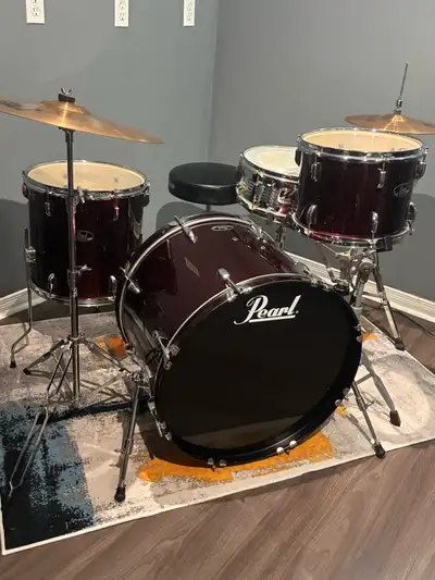 pearl “Roadshow “ drums/ cymbals, View more