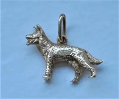 GERMAN SHEPHERD DOG 10K GOLD CHARM, View more