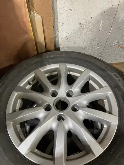 Set of 4 Porsche original wheels Tires needs to be replaced