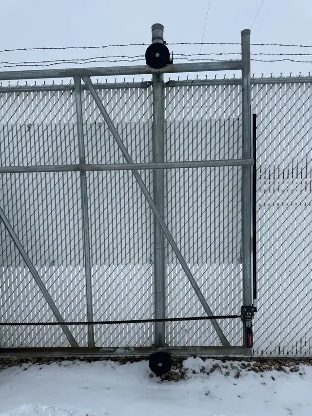 Commercial security gate64706041418371122