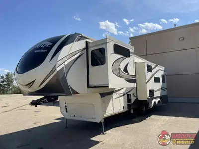 I'm selling a 2018 Grand Design Solitude 310GK fifth wheel, perfect for comfortable and luxurious tr...