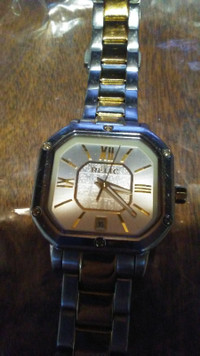 woman's Stainless steel Fossil Relic Watch Preowned