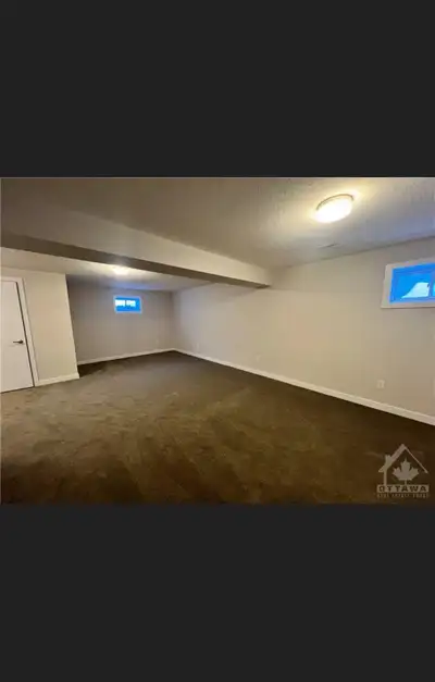 Modern Shared Townhouse | 2 Rooms for Rent | Richmond Looking for a clean, quiet, and contemporary p...