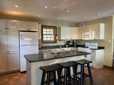 Private sale, NOT listed on the Groupof 7 public website. One 5 week share available for $99000 for...