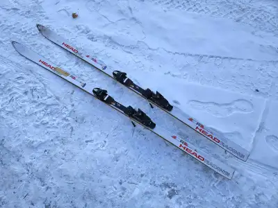 Adult skis , View more