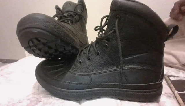 NEW! Nike ACG Woodside II Boots - Triple Black - Waterproof-$75 in Men's Shoes in Calgary - Image 6