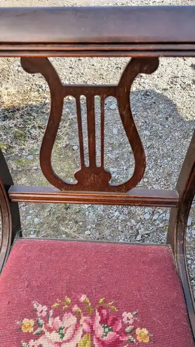 4 Vintage Note Chairs, View more