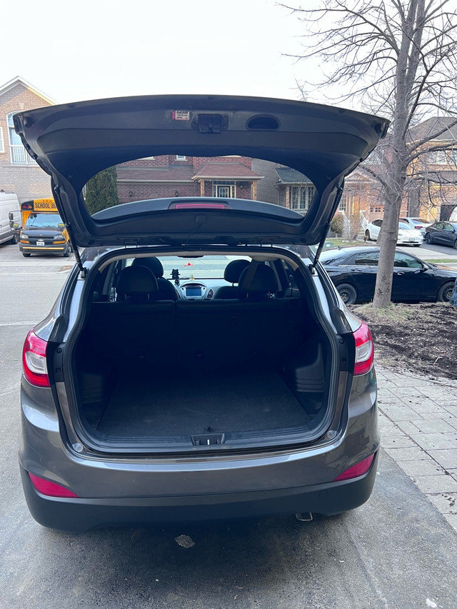 Hyundai Tucson 2015 AWD in Cars & Trucks in Mississauga / Peel Region - Image 4