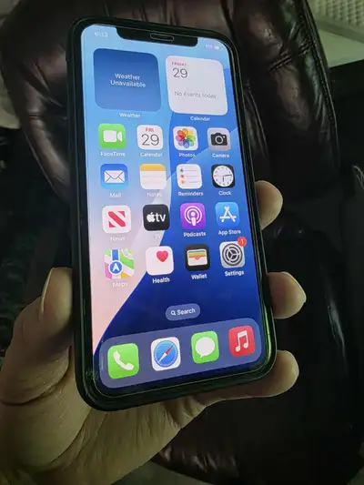 WORKING CRACKED APPLE IPHONE X UNLOCKED SALE/TRADE, View more