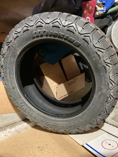 Selling tire, 275/60/R20
