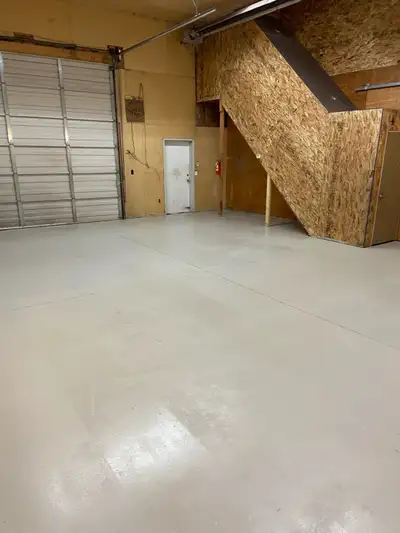 Shop warehouse for lease Located 10 minutes west of Merritt in Lower Nicola BC 1000 square feet +500...