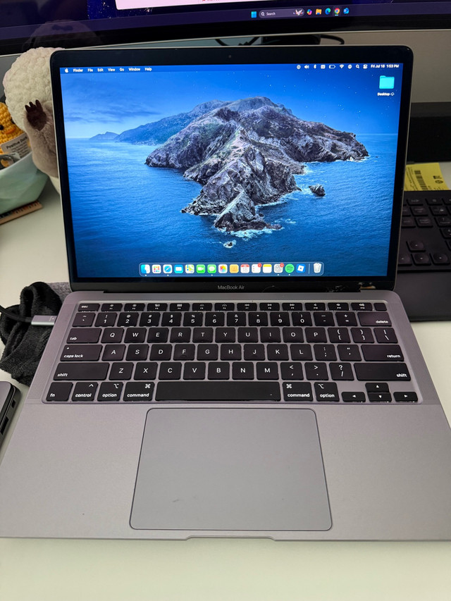 Apple MacBook Air A2179 i3/8GB/256GB Space Grey in Laptops in Markham / York Region