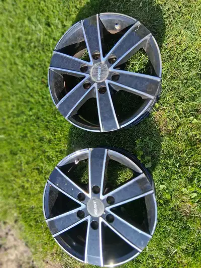 Mercedes Benz sprinter van 6 bolt aluminum rims, set of four- 2 in picture, 16x7 made by fast wheels...