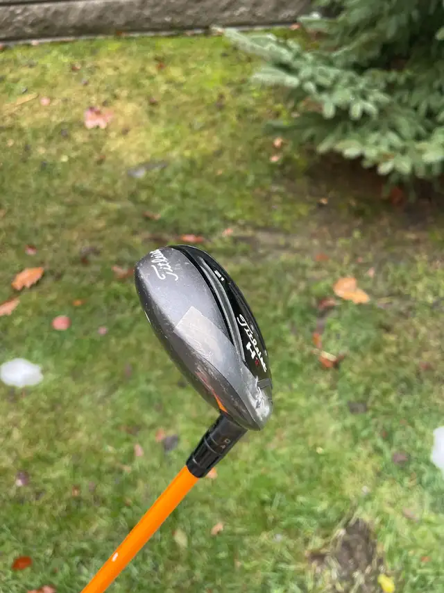 Titleist H1 Hybrid in Golf in Ottawa - Image 4