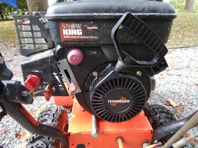 Snowblower, Ariens 24" 6 HP in Snowblowers in St. Catharines - Image 2