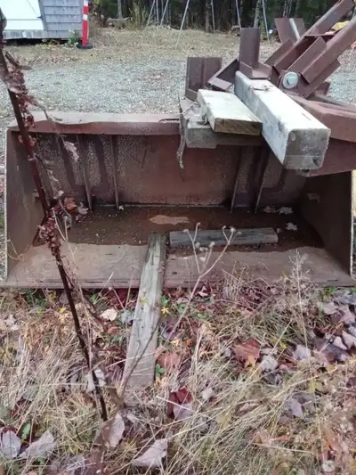 Snow blade 6'6", skid steer bucket 4'8" and 3 point hitch carrier. All items came off a compact trac...