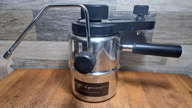 Vintage Benjamin & Medwin Caffe Espresso Coffee Machine dans Vaisselle et articles de cuisine  à Ville de Montréal