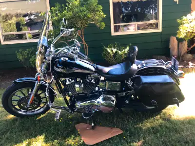 2003 Harley Davidson FXDL Dyna Low Rider $9000 88 Cubic Inches / 1450cc Mileage 16,684Kms Lady drive...