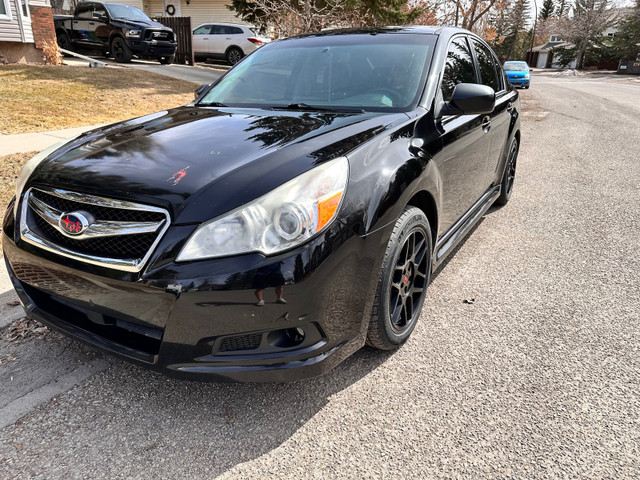 2011 Subaru legacy 2.5i in Cars & Trucks in Calgary - Image 3