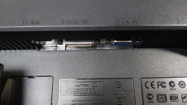 Moniteur Acer 23" HDMI Monitor in Monitors in Laval / North Shore - Image 5
