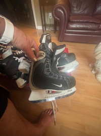  Boys, Nike skates, size 1