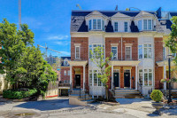 Stunning 3 Bed Townhouse in Prime Location - Downtown Toronto
