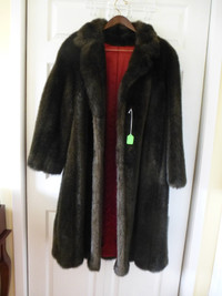 Vintage ILGWU Black Faux Fur [Mink] Full-Length Women’s Coat
