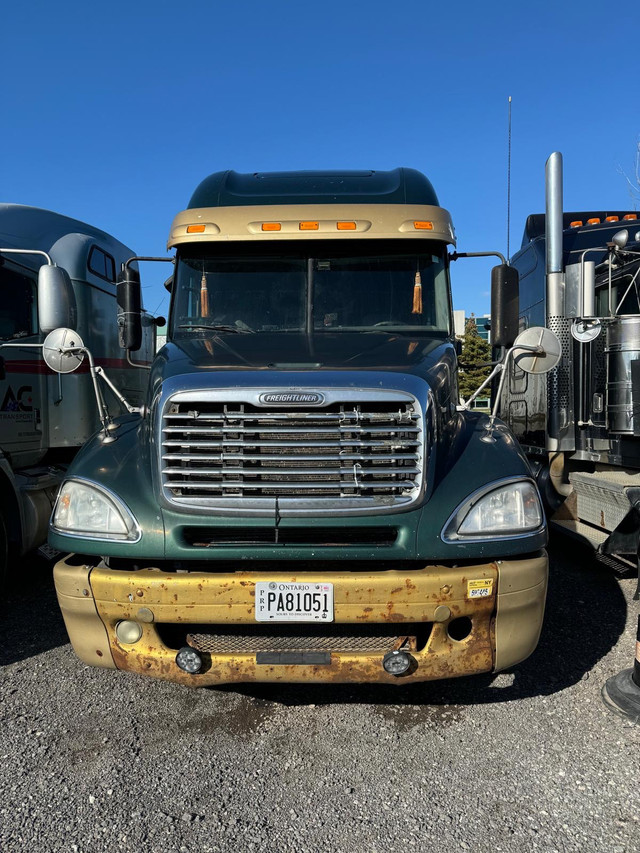 Freightliner cascadia  in Heavy Trucks in Mississauga / Peel Region - Image 2