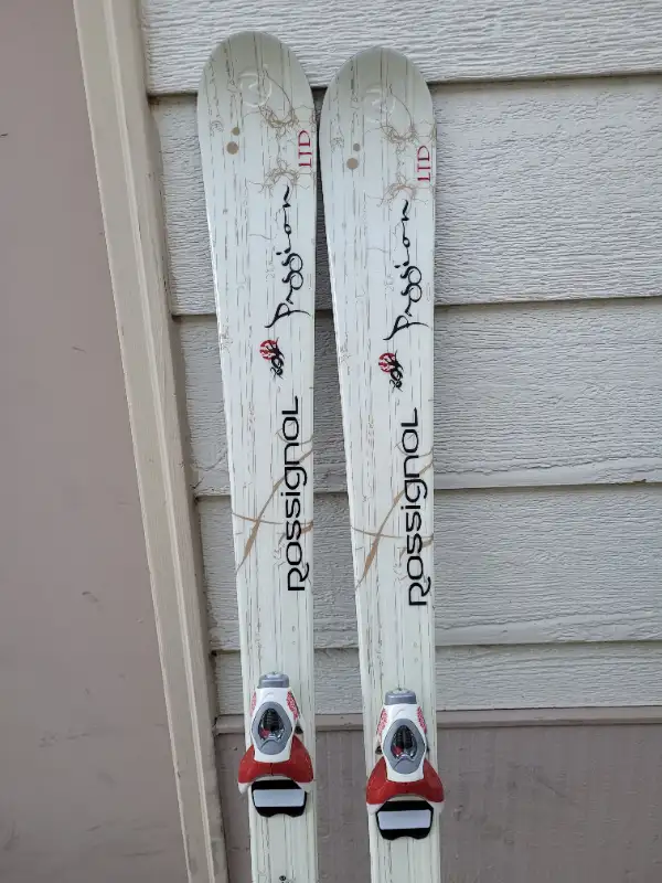 Rossignol Passion LTD Downhill Skis 146 cm / Rossignol bindings in Ski in Calgary - Image 3