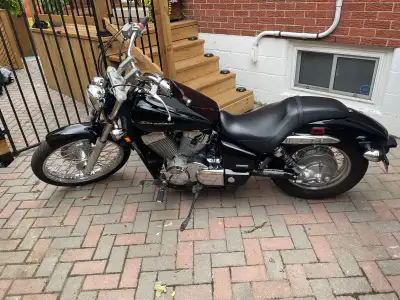 Sad to see her go.. Selling my 2009 Honda Shadow, 19347KM, stored in a heated garage .. mint bike. N...
