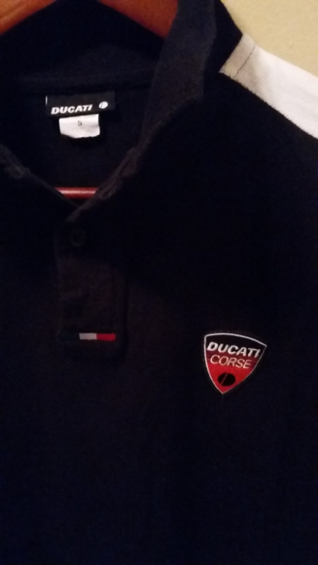 DUCATI -- Polo Shirt dans Motos sport  à Ville de Montréal - Image 3