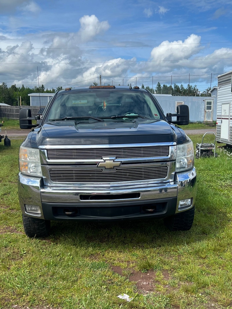 2009 Chevrolet 2500hd Cars & Trucks Fredericton Kijiji