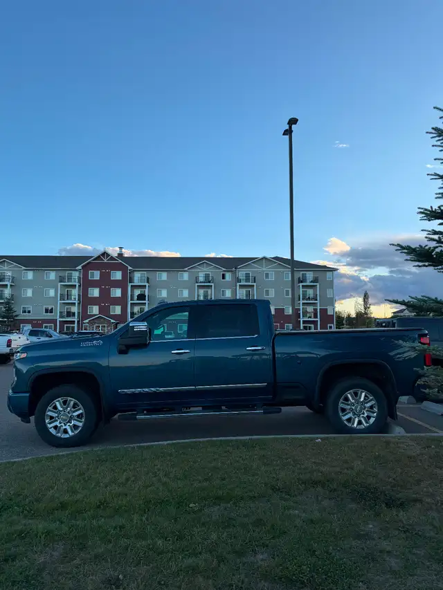 2025 Chev Silverado 2500 Duramax
