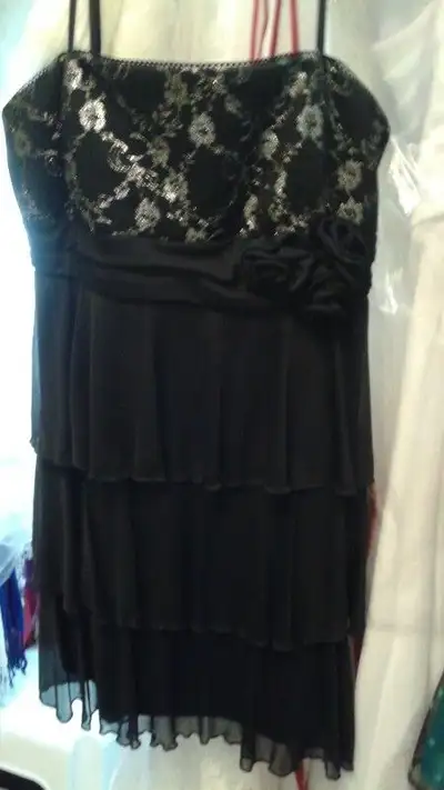 Black & Silver Ladies Short Prom Cocktail Party Dress  Size 6/8, View more