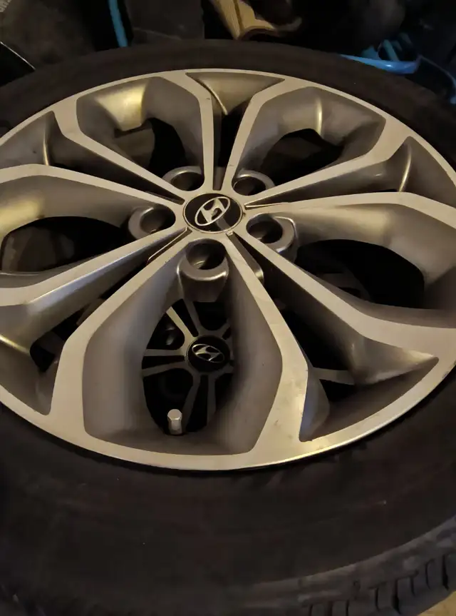 Three Hyundai 19 " rim/wheel 5*114.3 with tires in Other Parts & Accessories in Ottawa - Image 7