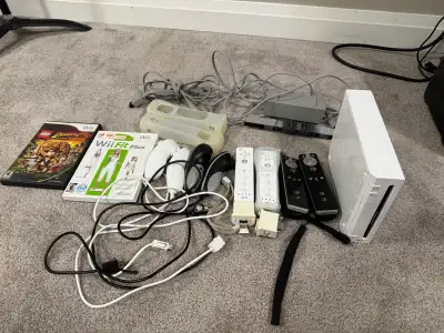 Nintendo Wii console bundle in good working condition. Everything you need to start playing right aw...
