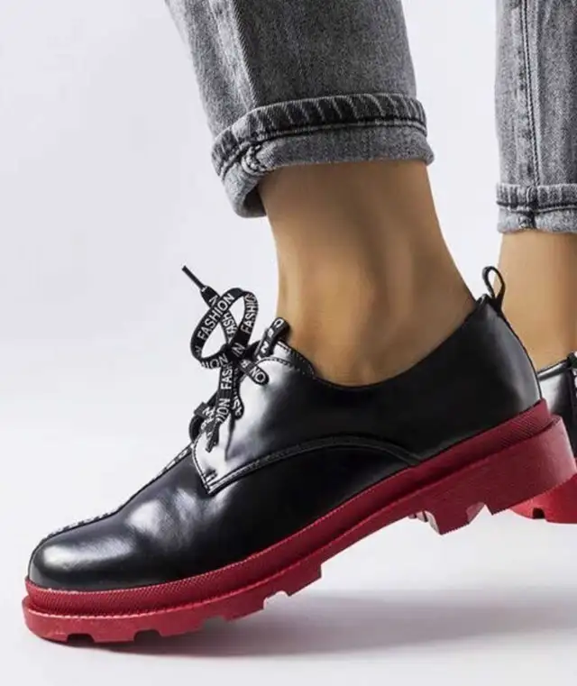Women's patent leather boots39 size(38.5) in Women's - Shoes in Barrie - Image 2