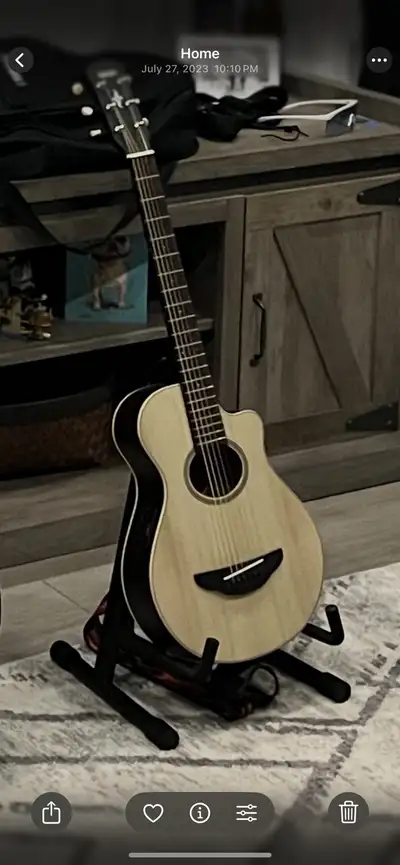 Yamaha Guitar APXT2, View more