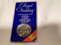 ROYAL WEDDING Commemorative Crown coin in original 1981 display