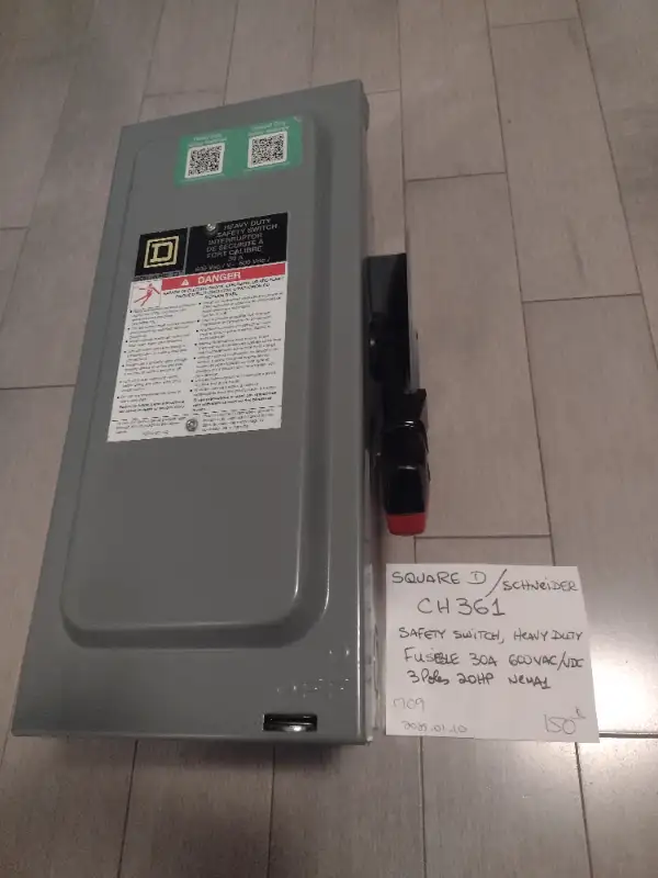 SQUARE D CH361 Safety switch fusible 30A 600VAC/DC 3 Poles 20HP in Electrical in Laval / North Shore - Image 5