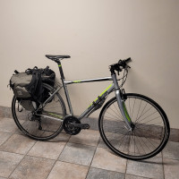 Road Bike - Rocky Mountain RC50 + Extras