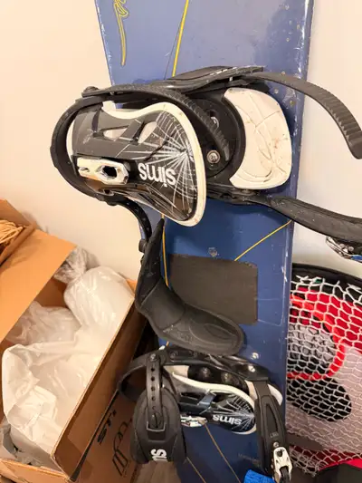 Sims Quest 145 Snowboard with Sims Bindings  (Moving Sale!), View more