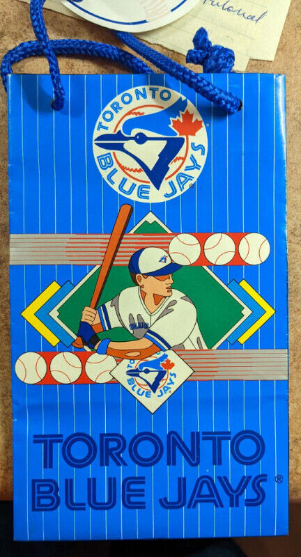 Toronto Blue Jays Gift Set in Arts & Collectibles in Markham / York Region - Image 2