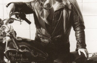 Womens' leather motorcycle jacket